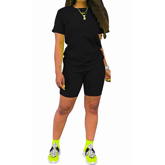 Women’s 2 piece biker short set - Picture 1 of 2